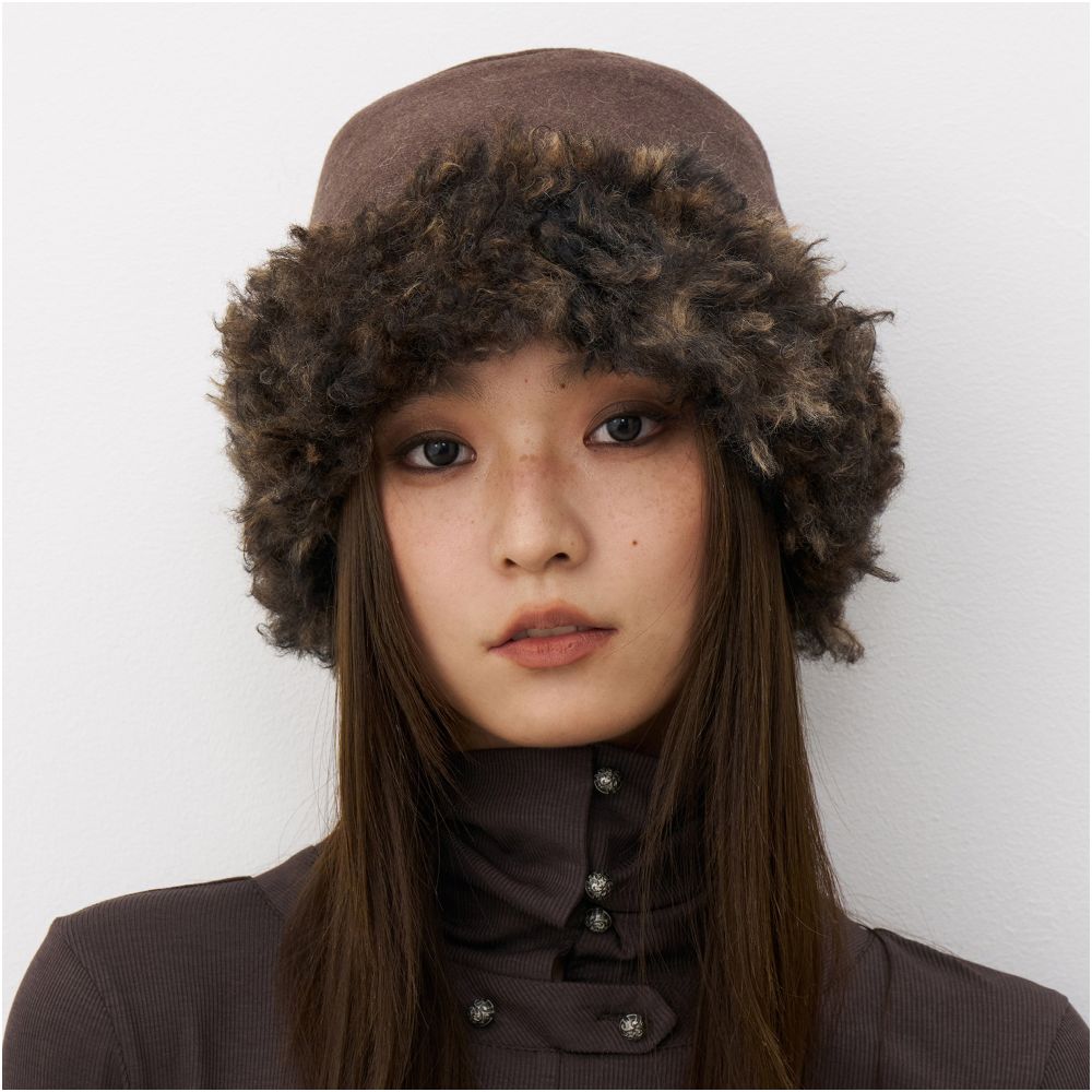 Plush fur basin hat imitating lamb fur bucket hat wearing fisherman s hat on both sides female winter image 3