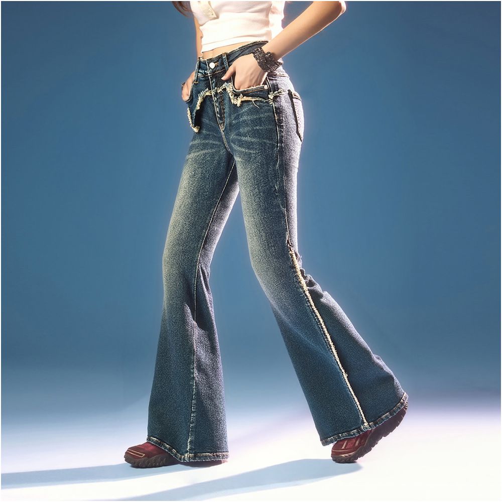 Haeun Edge Flare Jeans image 3