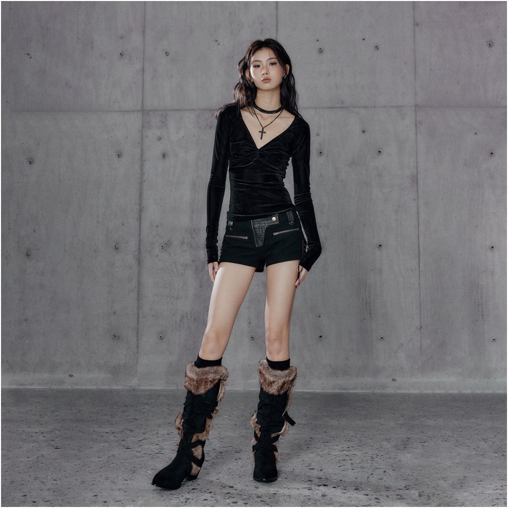 Low pixel velvet V neck long sleeved plush T shirt with hollowed out twisted back and slim mesh top image 5