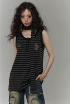 Yuka's Pinned Star Top