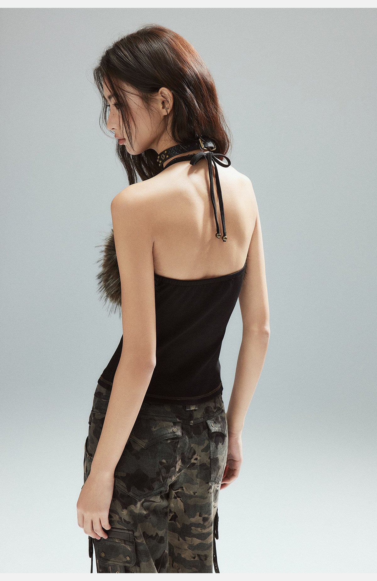 Instinct Pixel Halter